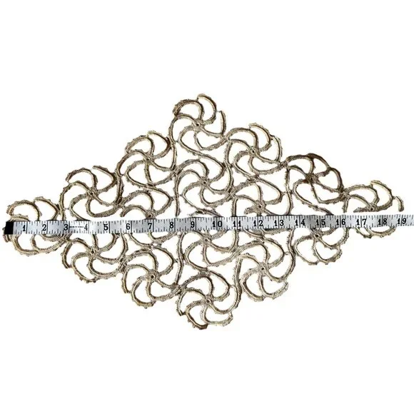 Antique Tatted Tan Centerpiece Doily With Pinwheel Design 19"x12" Handmade Event - Picture 2 of 7